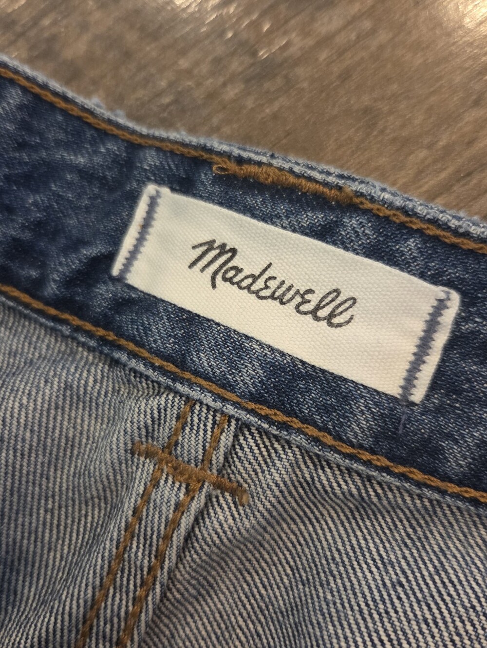 Madewell Barrel Jeans - Size 26 - Picture 3 of 5